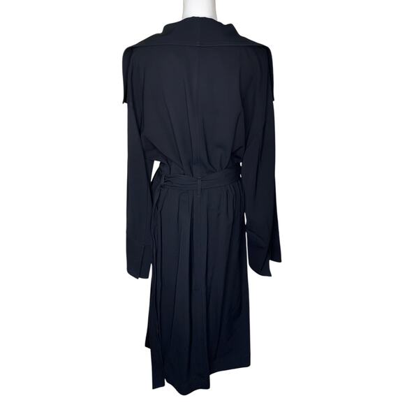 Totême Women's Signature Flowing Twill Trench Coat Black Pre-Fall '24 - Picture 11 of 16